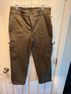Democracy Womens Cargo Pants in Olive